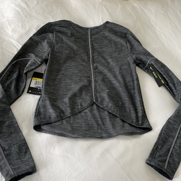Nike workout long sleeve top - Picture 2 of 6